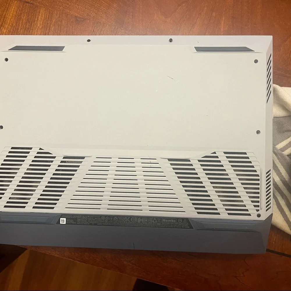 Gaming laptop g15 NVIDIA 3050 ti AMD ryzen 5 5600 h like new